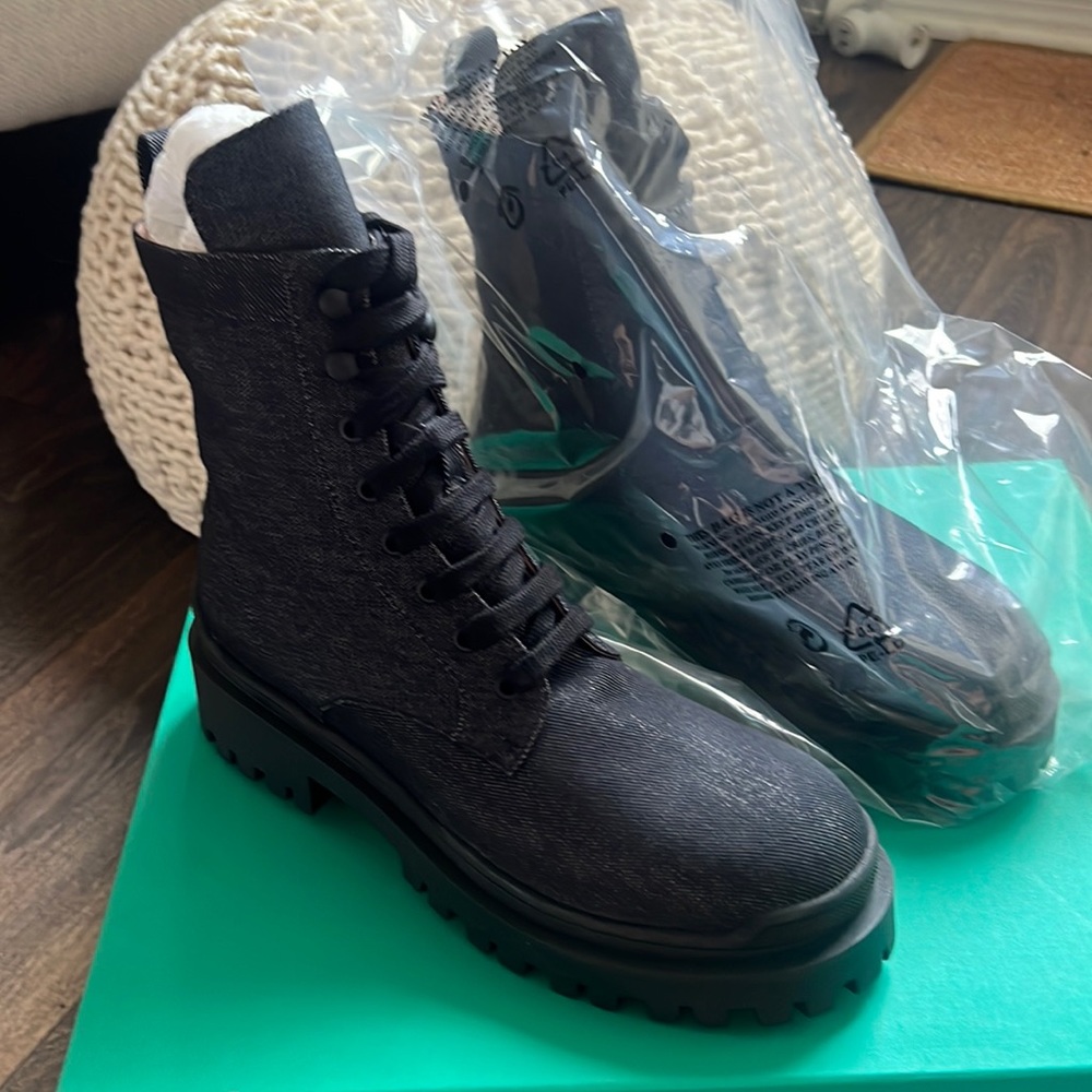 NWT ILIO SMERALDO x Elizabeth Sulcer Combat Boots